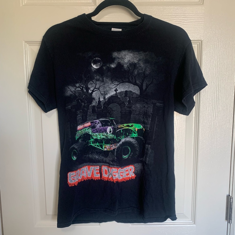 Gravedigger shirt